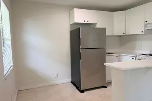 5174 NE 6th Ave, Oakland Park, FL 33334 - Photo 12