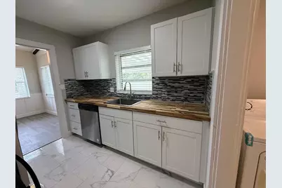 1010 Mayflower Road, Fort Pierce, FL 34950 - Photo 10
