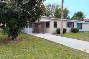 1010 Mayflower Rd, Fort Pierce, FL 34950 - Photo 2
