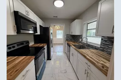 1010 Mayflower Road, Fort Pierce, FL 34950 - Photo 12