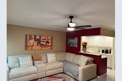 362 Oakridge T, Deerfield Beach, FL 33442 - Photo 2