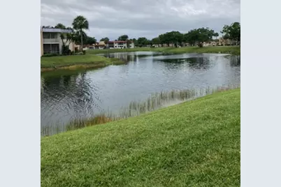 116 Lake Barbara Drive, West Palm Beach, FL 33411 - Photo 14