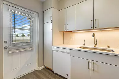 230 N Federal Highway #305, Deerfield Beach, FL 33441 - Photo 16