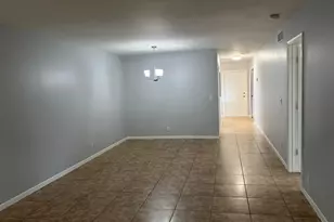 1100 Boxwood Dr, Delray Beach, FL 33445 - Photo 6