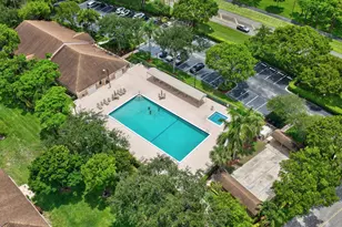 8128 Summerbreeze Ln, Boca Raton, FL 33496 - Photo 32