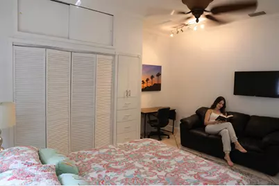 150 NE 146th Street NE, Miami, FL 33161 - Photo 24