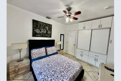 150 NE 146th Street NE, Miami, FL 33161 - Photo 20