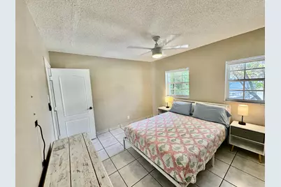 150 NE 146th Street NE, Miami, FL 33161 - Photo 8
