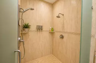 150 NE 146th Street NE, Miami, FL 33161 - Photo 30