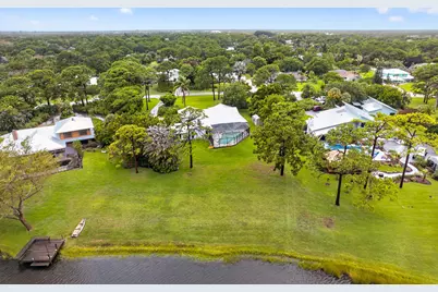 441 NE Town Terrace, Jensen Beach, FL 34957 - Photo 4