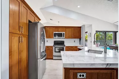 6063 Sunberry Circle, Boynton Beach, FL 33437 - Photo 20