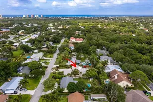 2436 Holly Ln NE, Palm Beach Gardens, FL 33410 - Photo 2