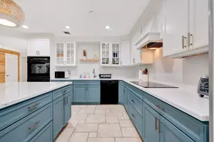 2436 Holly Ln NE, Palm Beach Gardens, FL 33410 - Photo 16