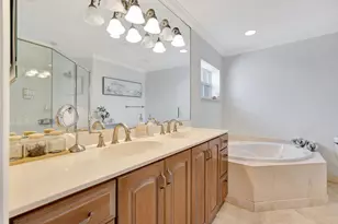 2436 Holly Ln NE, Palm Beach Gardens, FL 33410 - Photo 30
