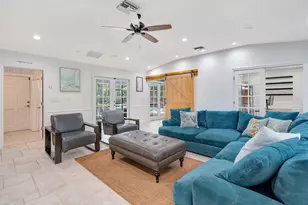 2436 Holly Ln NE, Palm Beach Gardens, FL 33410 - Photo 8