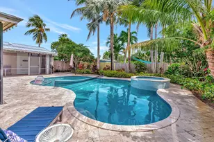 2436 Holly Ln NE, Palm Beach Gardens, FL 33410 - Photo 36