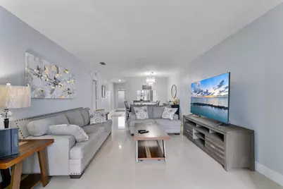 7807 Golf Cir Drive #H 305, Margate, FL 33063 - Photo 8