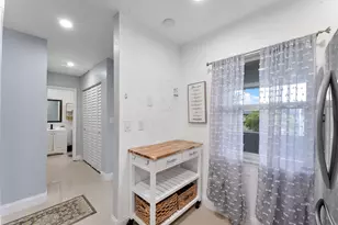 7807 Golf Cir Dr, Margate, FL 33063 - Photo 14