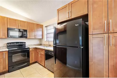 912 Congressional Way, Deerfield Beach, FL 33442 - Photo 4