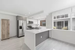 714 NE 14th Ave, Fort Lauderdale, FL 33304 - Photo 8