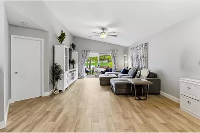 970 SW 111th Way, Davie, FL 33324 - Photo 16