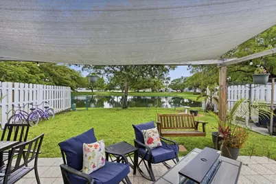 970 SW 111th Way, Davie, FL 33324 - Photo 4