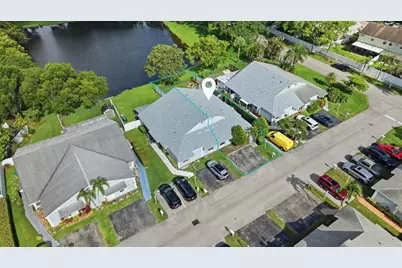 970 SW 111th Way, Davie, FL 33324 - Photo 38