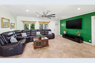390 SE 12th Avenue, Pompano Beach, FL 33060 - Photo 20