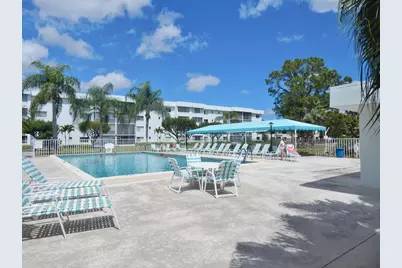 6698 N 10th Ave N #215, Lake Worth, FL 33467 - Photo 2