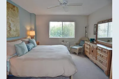 6698 N 10th Ave N #215, Lake Worth, FL 33467 - Photo 10