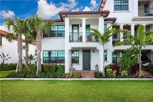 11736 SW 13th Ct, Pembroke Pines, FL 33025 - Photo 2