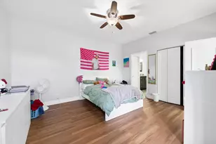 980 Bel Aire Dr W, Pembroke Pines, FL 33027 - Photo 38