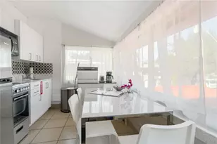 2625 NE 13th Ct, Fort Lauderdale, FL 33304 - Photo 8