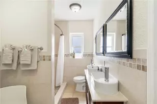 2625 NE 13th Ct, Fort Lauderdale, FL 33304 - Photo 10