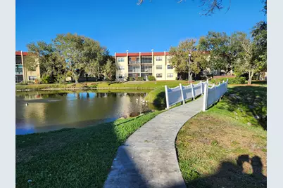 2050 Oleander Boulevard #8-109, Fort Pierce, FL 34950 - Photo 10