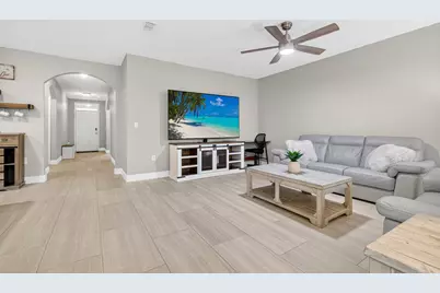 6109 NW Regent Street, Port Saint Lucie, FL 34983 - Photo 4