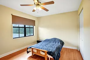 8541 NW 38th St, Cooper City, FL 33024 - Photo 32