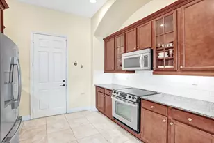 8541 NW 38th St, Cooper City, FL 33024 - Photo 20