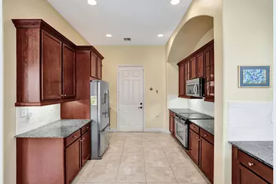 8541 NW 38th Street, Cooper City, FL 33024 - Photo 16