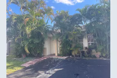 19823 NW 64th Place, Hialeah, FL 33015 - Photo 1