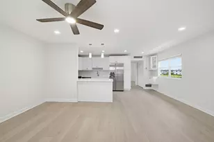 670 Monaco N, Delray Beach, FL 33446 - Photo 32