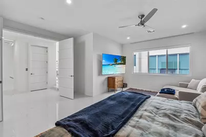 244 Garden Court #244, Lauderdale by the Sea, FL 33308 - Photo 16
