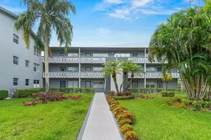 175 Suffolk E, Boca Raton, FL 33434 - Photo 18