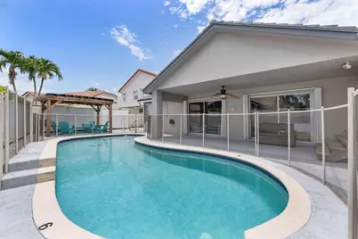 18242 Blue Lake Way, Boca Raton, FL 33498 - Photo 32