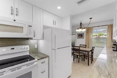 210 Oakridge N #210, Deerfield Beach, FL 33442 - Photo 8