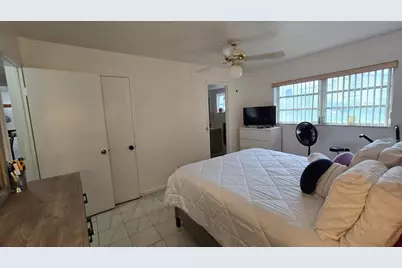 1200 Tallwood Avenue #305, Hollywood, FL 33021 - Photo 10