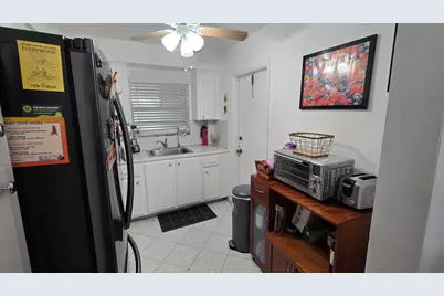 1200 Tallwood Avenue #305, Hollywood, FL 33021 - Photo 2