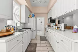 4766 Valencia Dr, Delray Beach, FL 33445 - Photo 8