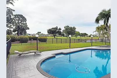 10875 Boca Woods Lane, Boca Raton, FL 33428 - Photo 4