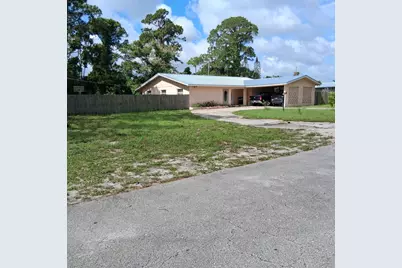 3303 S Avenue S, Fort Pierce, FL 34947 - Photo 1